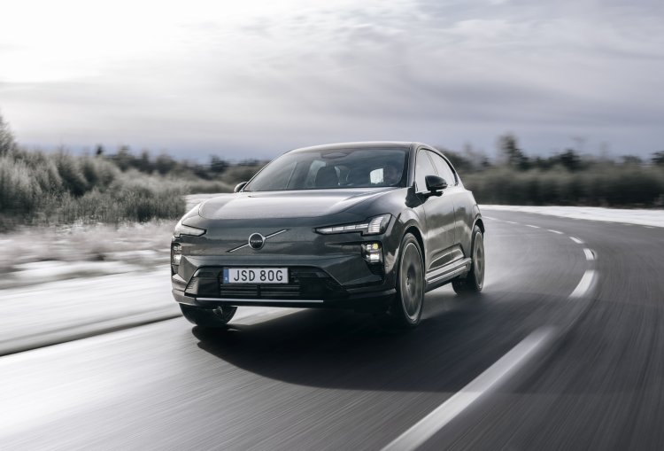 Volvo EX60'ın fiyatı belli oldu!