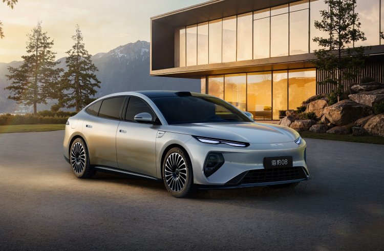 BYD'den Yeni Sedan!