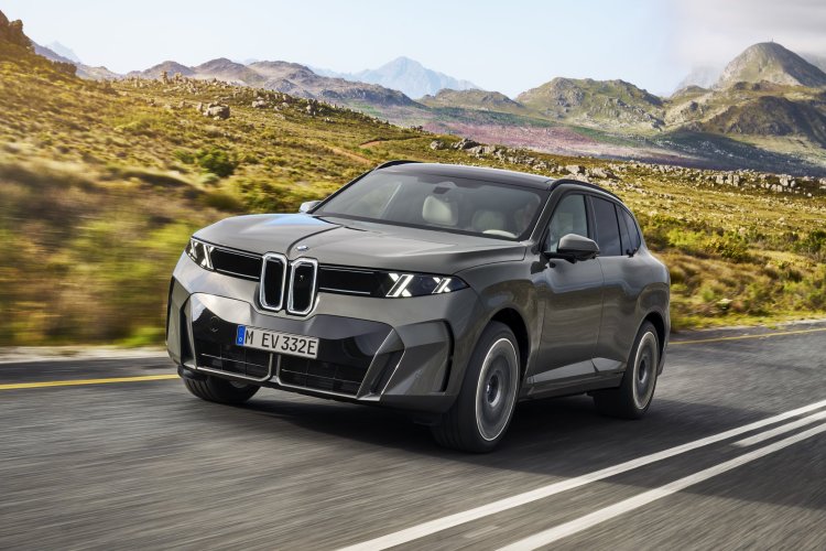 BMW iX5 Tanıtıldı!